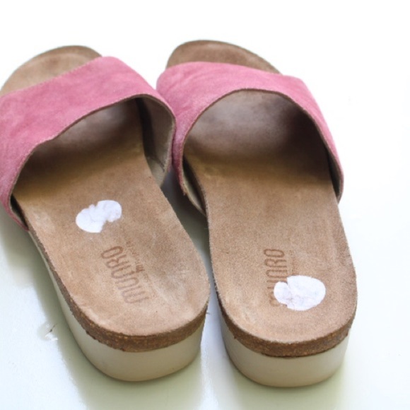 Munro Laya Slide Sandals - Picture 7 of 11